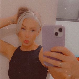 Meet your Posher, Hayley